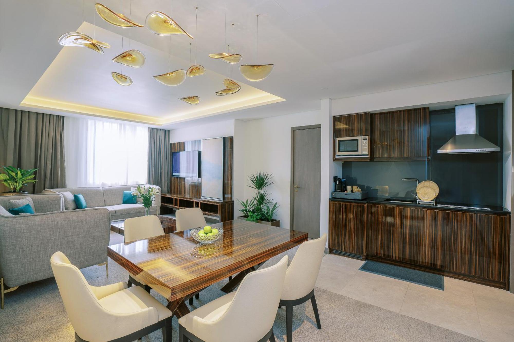 Khalidia Palace Hotel Dubai By Mourouj Gloria Esterno foto A modern apartment