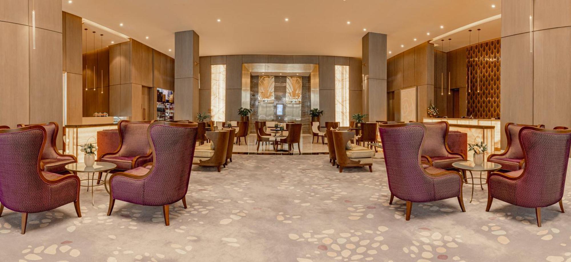 Khalidia Palace Hotel Dubai By Mourouj Gloria Esterno foto The lobby of the hotel