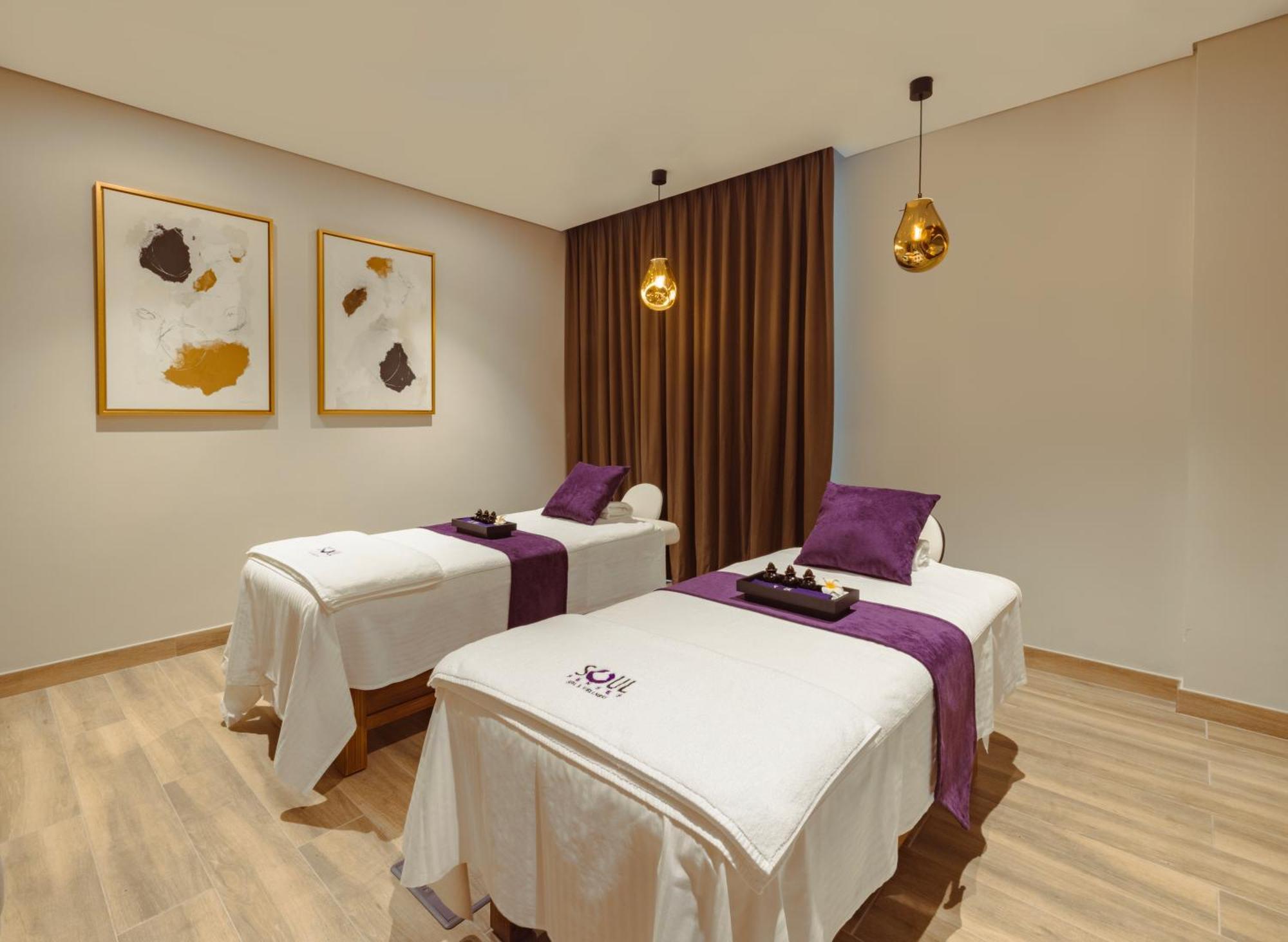 Khalidia Palace Hotel Dubai By Mourouj Gloria Esterno foto Spa treatment room